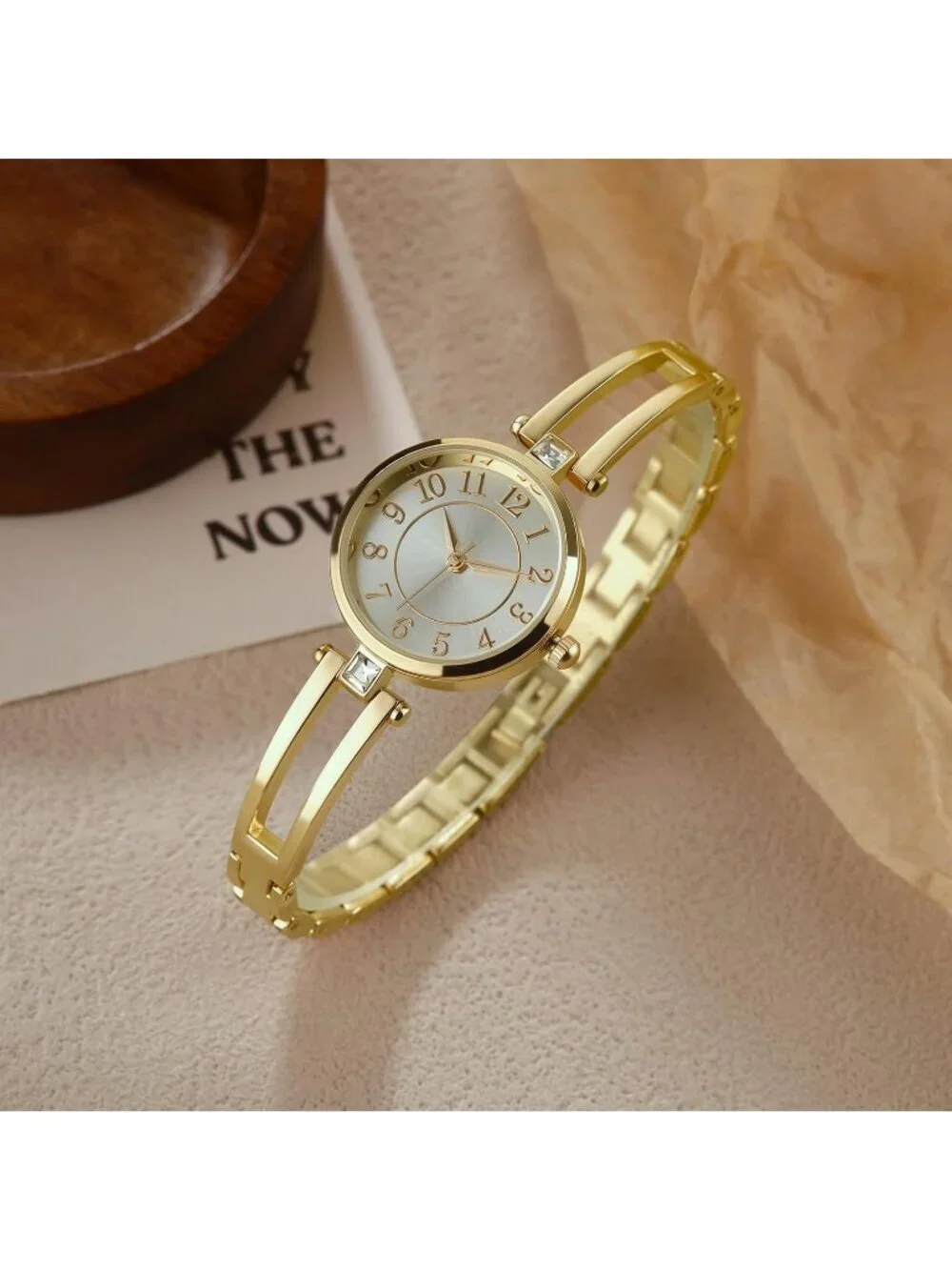 Women's Gold Analog Relogio Feminino Waterproof Classic Bracelet Wrist Watch